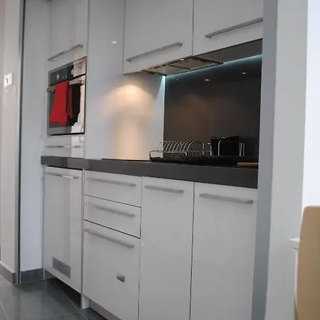 Apartament Agnanti *